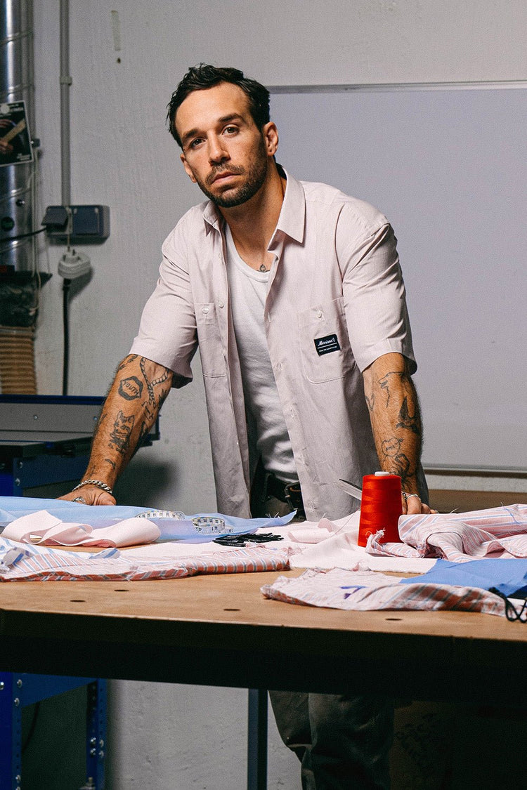 Red and White Worker Shirt - CAMISAS - Morrison Shoes